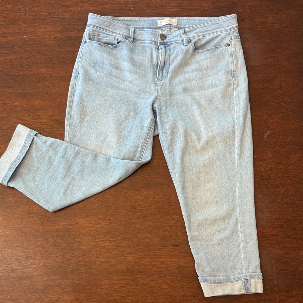 J. Jill Light Wash Cropped Jeans Authentic Fit Size 10 Petite